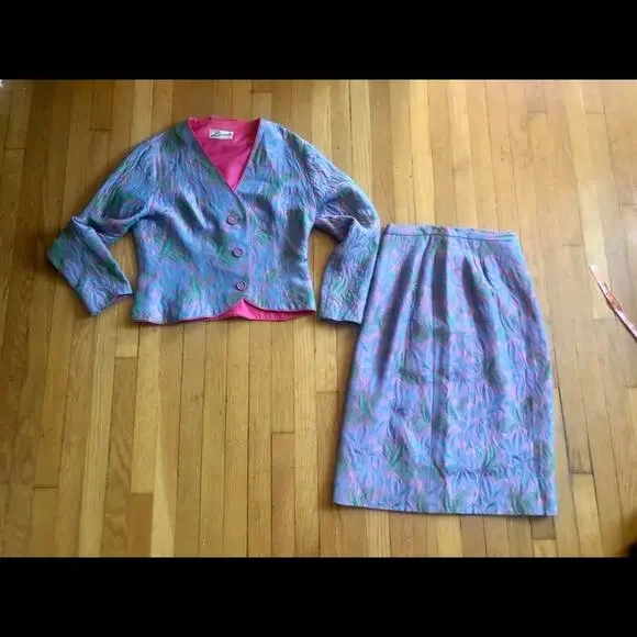 50s-60s Vintage Lucinda of California Iridescent Floral Skirt Suit - Picture 14 of 14